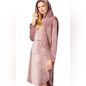 Womens soft sleep lounger one piece size s/m